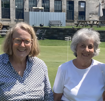 Cynthia Greenleaf Fanton ’65 and Marjorie Greenleaf Valliere ’61